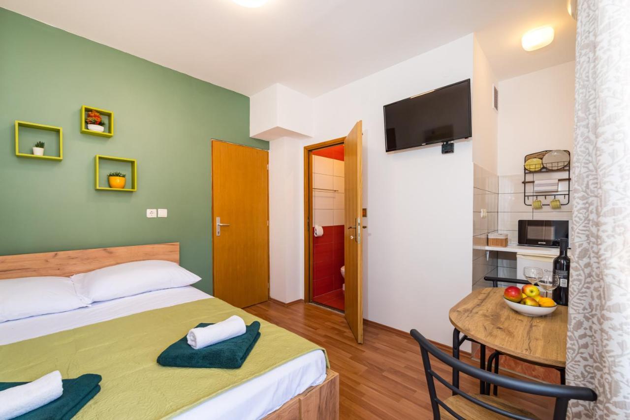 Studio And Rooms Zadar City Wall Εξωτερικό φωτογραφία