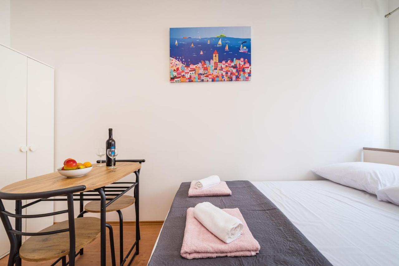 Studio And Rooms Zadar City Wall Εξωτερικό φωτογραφία